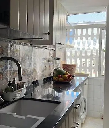 Apartment Cosy With Seaviews, Pool Close To Beach. *